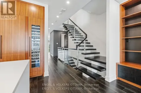 2154 Rice Avenue Ottawa ON K2A 0C4