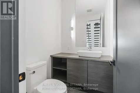 2154 Rice Avenue Ottawa ON K2A 0C4