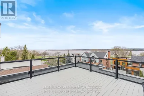 2154 Rice Avenue Ottawa ON K2A 0C4