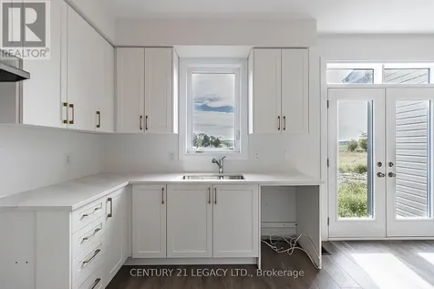 30 Union Boulevard Wasaga Beach ON L9Z 0M5