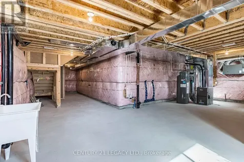 30 Union Boulevard Wasaga Beach ON L9Z 0M5