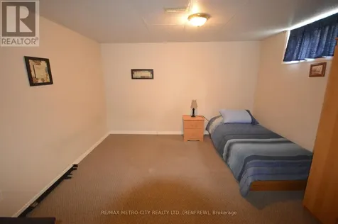 225 Vanier Crescent Renfrew ON K7V 4K6