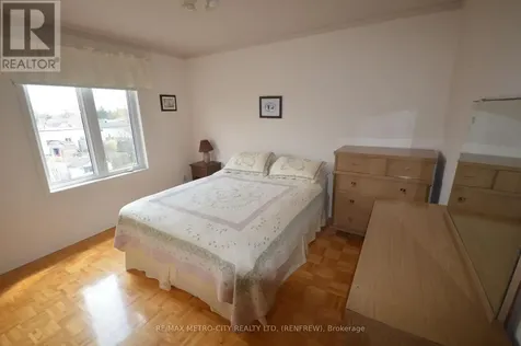 225 Vanier Crescent Renfrew ON K7V 4K6