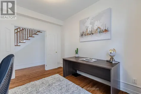 19 Black Tern Crescent Ottawa ON K2M 2Z4