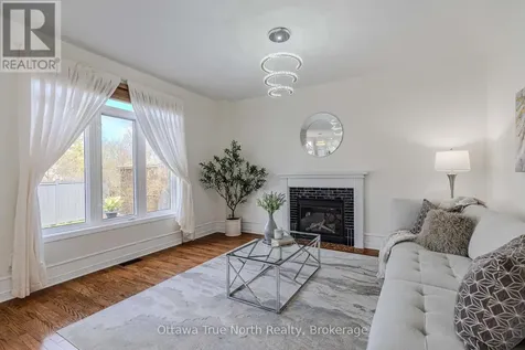 19 Black Tern Crescent Ottawa ON K2M 2Z4
