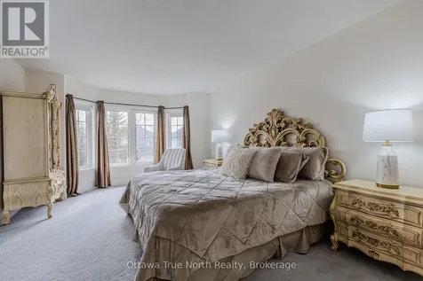 19 Black Tern Crescent Ottawa ON K2M 2Z4