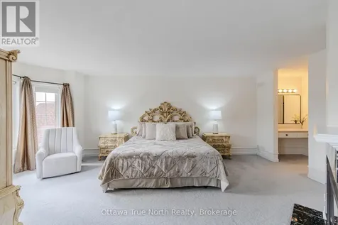 19 Black Tern Crescent Ottawa ON K2M 2Z4
