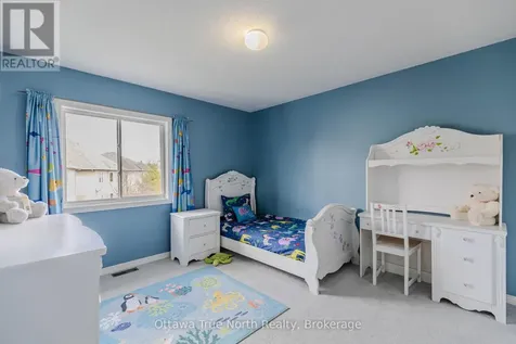 19 Black Tern Crescent Ottawa ON K2M 2Z4