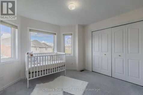 19 Black Tern Crescent Ottawa ON K2M 2Z4
