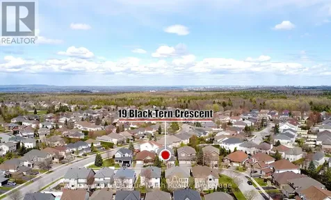 19 Black Tern Crescent Ottawa ON K2M 2Z4