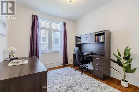 19 Black Tern Crescent Ottawa ON K2M 2Z4