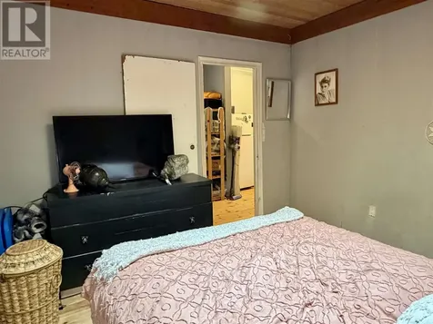 48 Ontario Avenue Elliot Lake ON P5A 1Y1