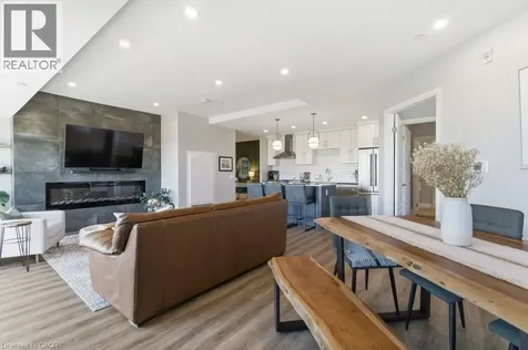 332 Gosling Gardens Guelph ON N1H 3A1
