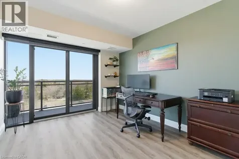 332 Gosling Gardens Guelph ON N1H 3A1