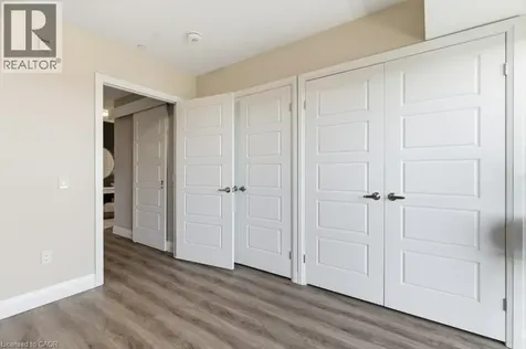 332 Gosling Gardens Guelph ON N1H 3A1
