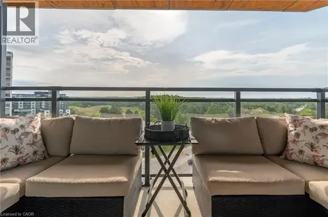332 Gosling Gardens Guelph ON N1H 3A1
