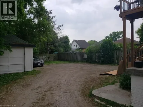 95 Cayuga Street Brantford ON N3S 1X1