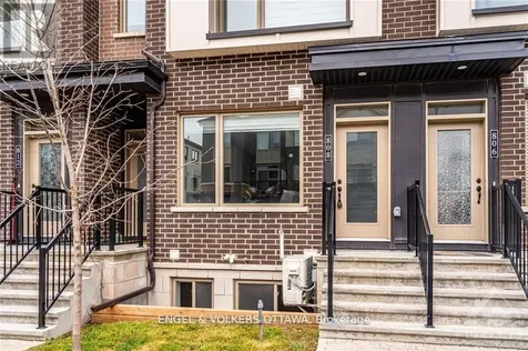 808 Kiniw Private Ottawa ON K1K 5A4