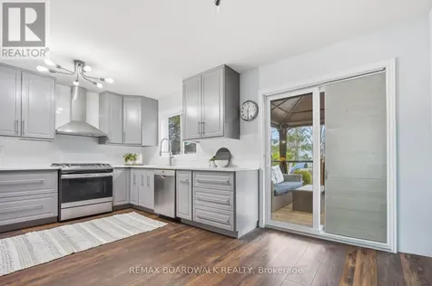 33 Treelawn Boulevard Perth ON K7H 3P1