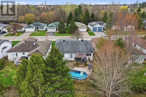 33 Treelawn Boulevard Perth ON K7H 3P1