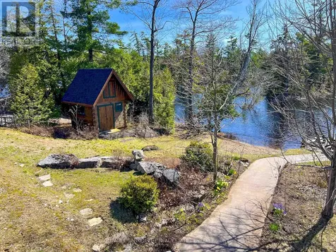 16 Evergreen Way Trent Lakes ON K0M 1A0