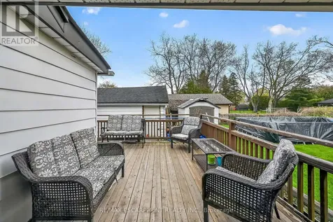 186 Seneca Avenue Hamilton ON L9B 1M2
