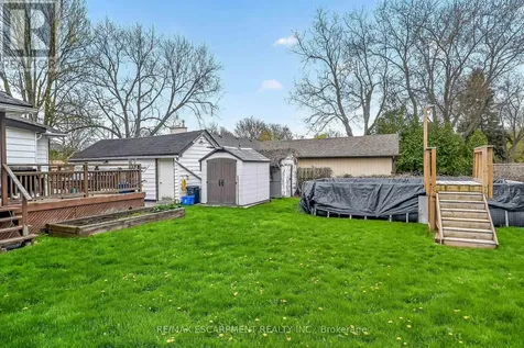 186 Seneca Avenue Hamilton ON L9B 1M2