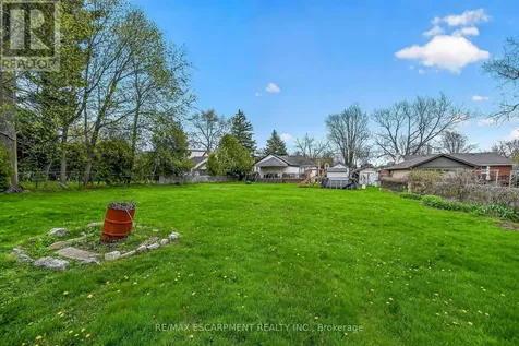 186 Seneca Avenue Hamilton ON L9B 1M2