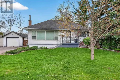 186 Seneca Avenue Hamilton ON L9B 1M2