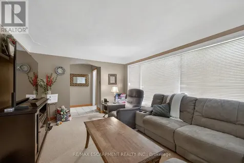 186 Seneca Avenue Hamilton ON L9B 1M2