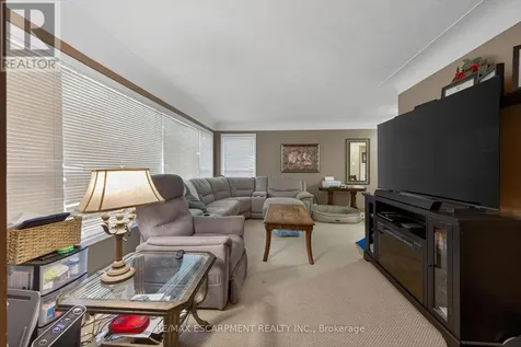 186 Seneca Avenue Hamilton ON L9B 1M2