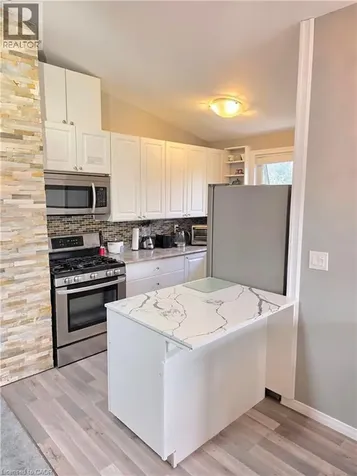 16 Forest Hill Road St. Catharines ON L2R 3T7