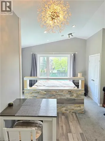 16 Forest Hill Road St. Catharines ON L2R 3T7