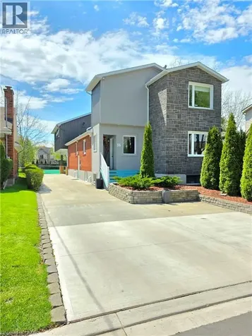 16 Forest Hill Road St. Catharines ON L2R 3T7