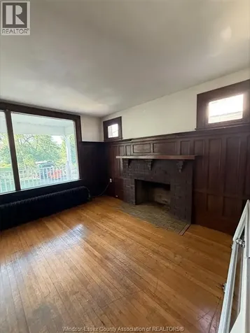 3026 Sandwich Street Windsor ON N9C 1A3