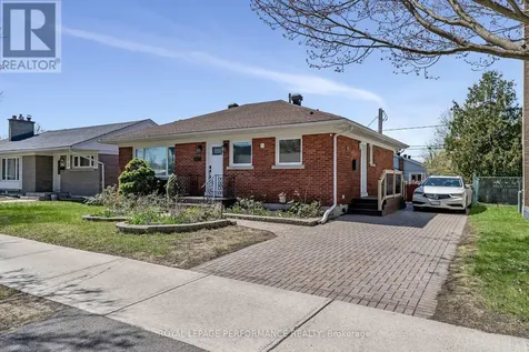 1960 Othello Avenue Ottawa ON K1G 2A4