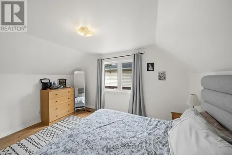 873 Smyth Road Ottawa ON K1G 1P4