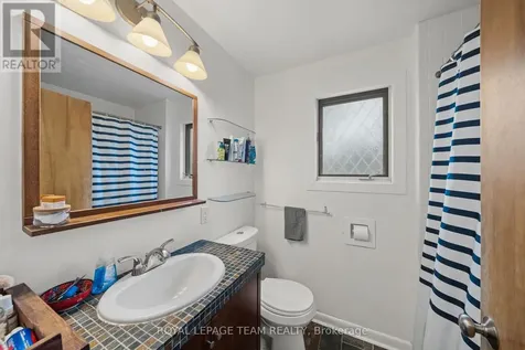 873 Smyth Road Ottawa ON K1G 1P4