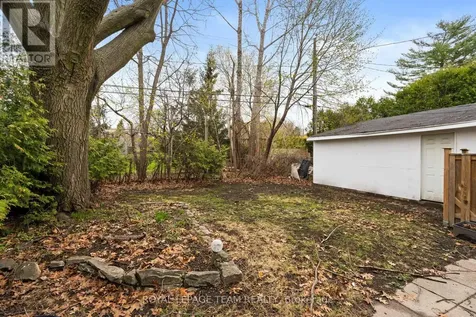 873 Smyth Road Ottawa ON K1G 1P4