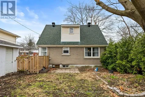 873 Smyth Road Ottawa ON K1G 1P4