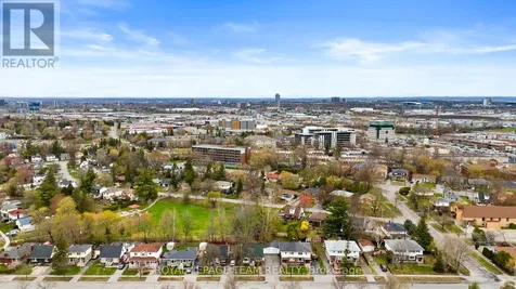 873 Smyth Road Ottawa ON K1G 1P4