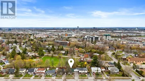 873 Smyth Road Ottawa ON K1G 1P4