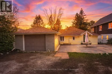 1074 River Road East Wasaga Beach ON L9Z 2R1