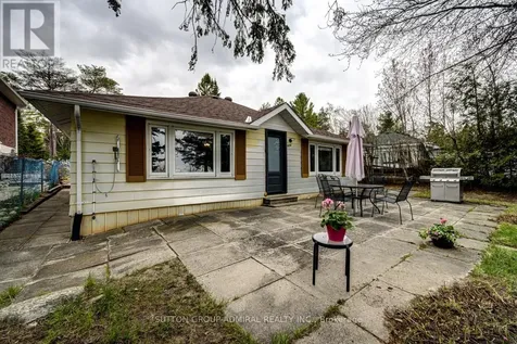 1074 River Road East Wasaga Beach ON L9Z 2R1