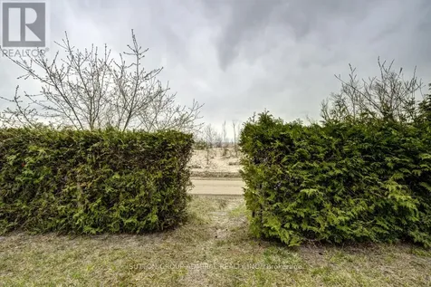 1074 River Road East Wasaga Beach ON L9Z 2R1