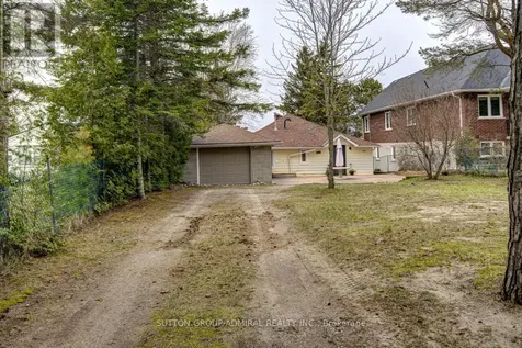 1074 River Road East Wasaga Beach ON L9Z 2R1
