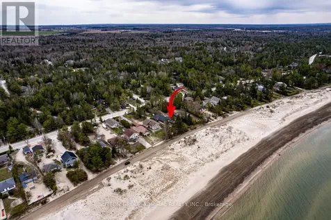 1074 River Road East Wasaga Beach ON L9Z 2R1