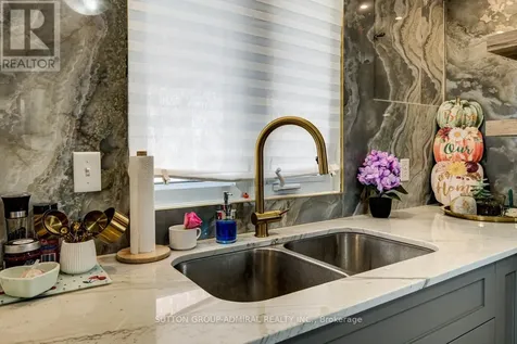 1074 River Road East Wasaga Beach ON L9Z 2R1