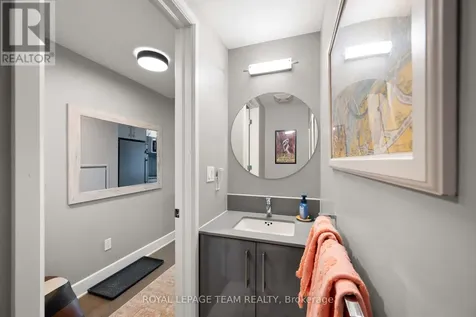 255 Bay Street North Ottawa ON K1R 0C5
