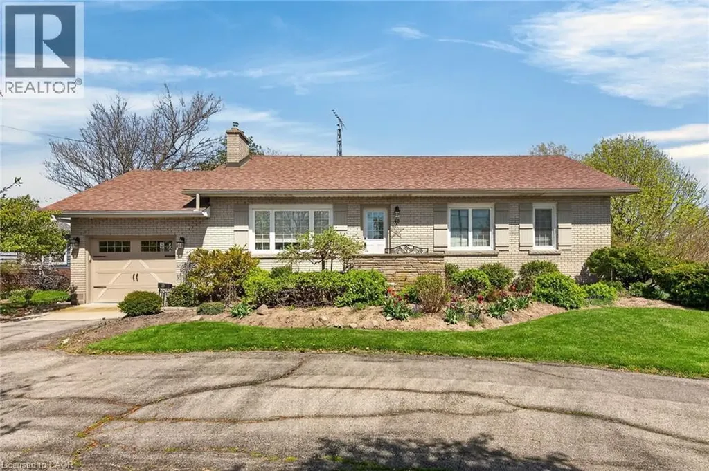 46 Erie Street North Selkirk ON N0A 1P0